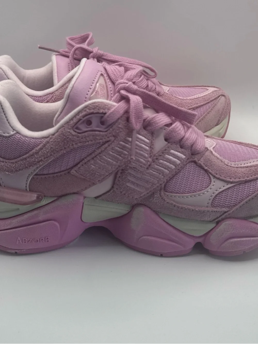 New Balance 9060 Women’s Pink Lace-Up Sneakers - Picture 5 of 5